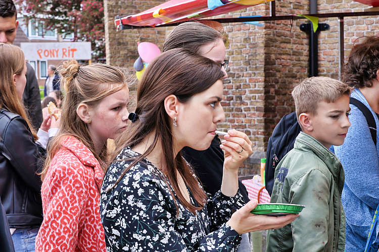 Rommelmarkt 2022 Waarder_196